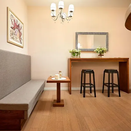 Marmont Bed & Breakfast 3*