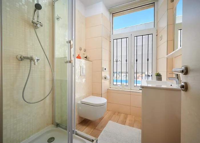 Marmont Bed & Breakfast 3*